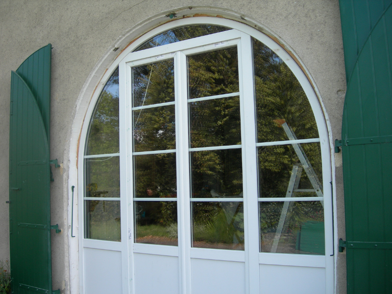 Installation de portes et fenêtres à Royan, Saintes et Cognac